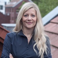 Dr. Johanna Sonnenburg